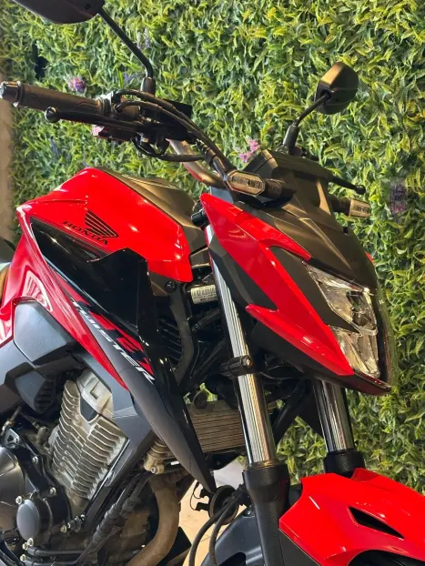 HONDA CB 300 F Twister FLEX ABS, Foto 5