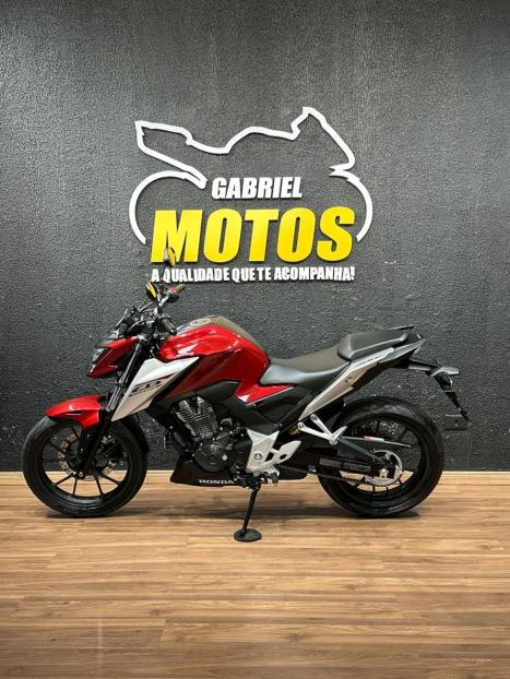 HONDA CB 300 F Twister FLEX CBS, Foto 2 HONDA CB 300 F Twister FLEX CBS, Foto 2