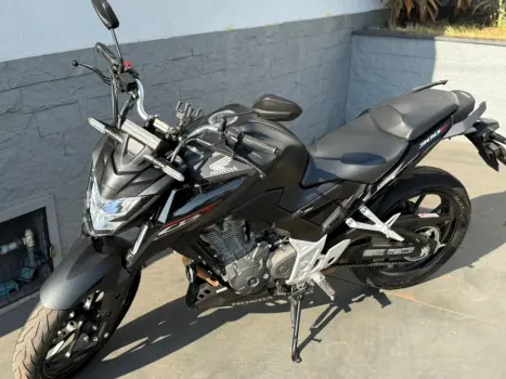 HONDA CB 300 F Twister FLEX CBS, Foto 6