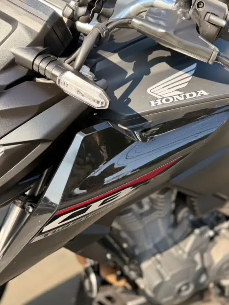 HONDA CB 300 F Twister FLEX CBS, Foto 7