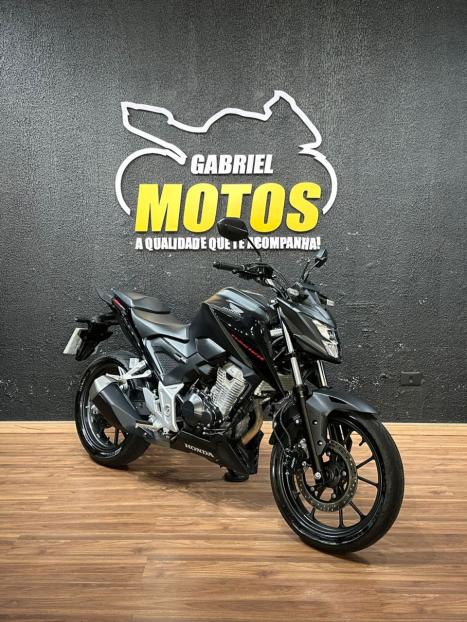 HONDA CB 300 F Twister FLEX CBS, Foto 3