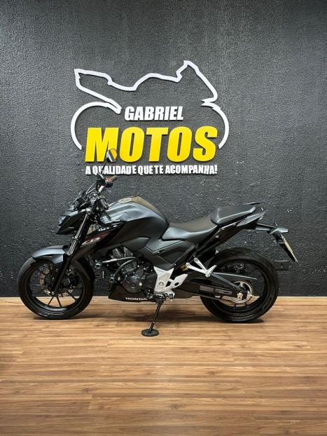 HONDA CB 300 F Twister FLEX CBS, Foto 2