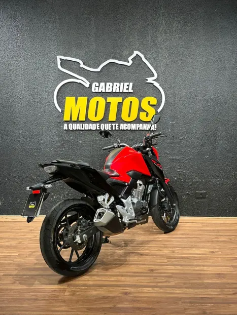 HONDA CB 300 F Twister FLEX ABS, Foto 6