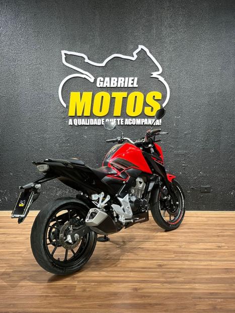 HONDA CB 300 F Twister FLEX ABS, Foto 5