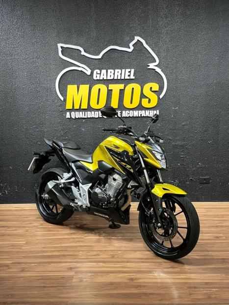 HONDA CB 300 F Twister FLEX ABS, Foto 3