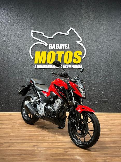 HONDA CB 300 F Twister FLEX ABS, Foto 3