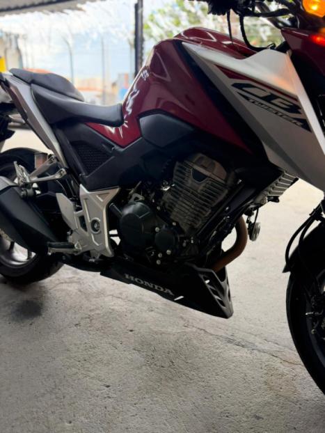 HONDA CB 300 F Twister FLEX ABS, Foto 4