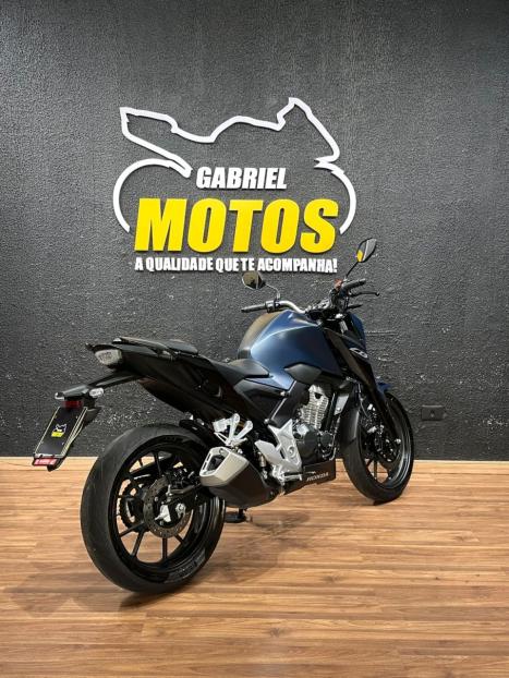 HONDA CB 300 F Twister FLEX ABS, Foto 6