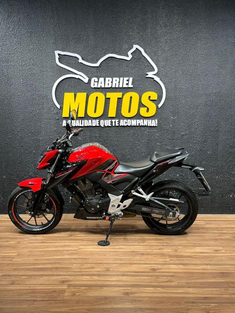 HONDA CB 300 F Twister FLEX ABS, Foto 2