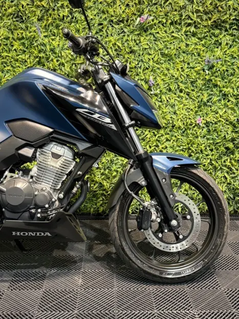 HONDA CB 300 F Twister FLEX ABS, Foto 5