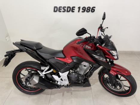 HONDA CB 300 F Twister FLEX ABS, Foto 3