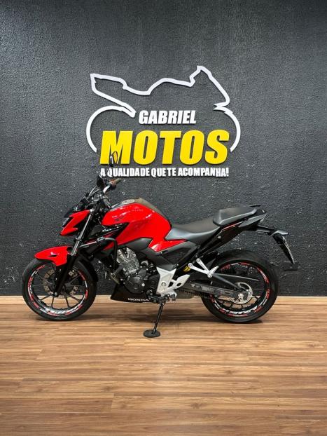HONDA CB 300 F Twister FLEX ABS, Foto 2