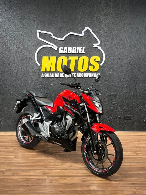 HONDA CB 300 F Twister FLEX ABS, Foto 3