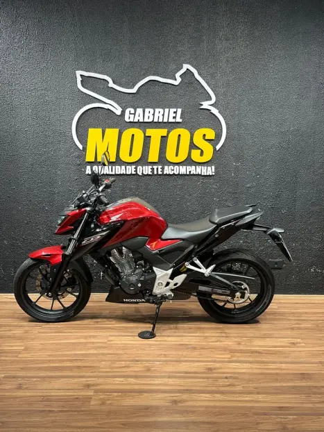 HONDA CB 300 F Twister FLEX ABS, Foto 2
