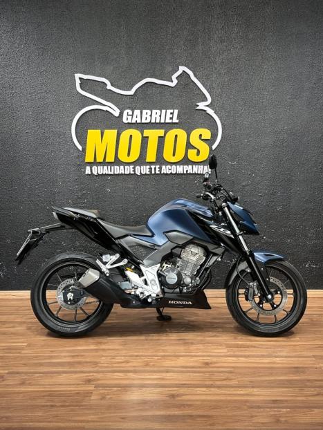 HONDA CB 300 F Twister FLEX ABS, Foto 1