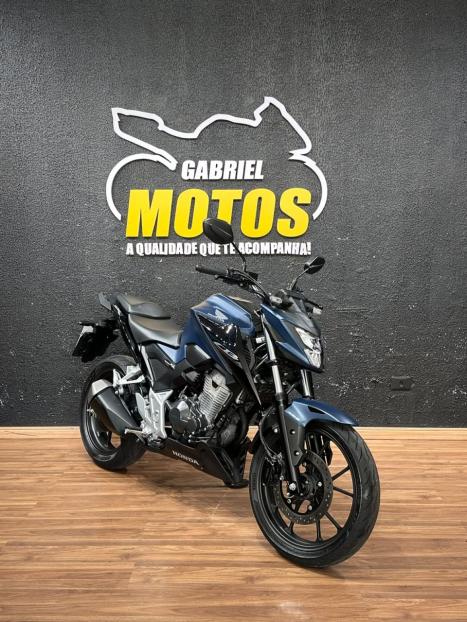 HONDA CB 300 F Twister FLEX ABS, Foto 3