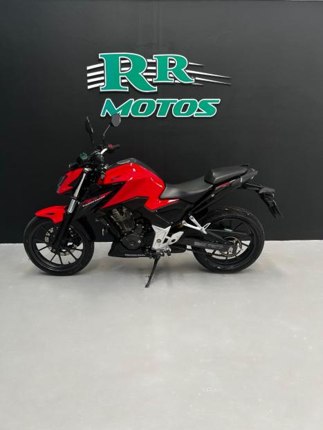 HONDA CB 300 F Twister FLEX ABS, Foto 2