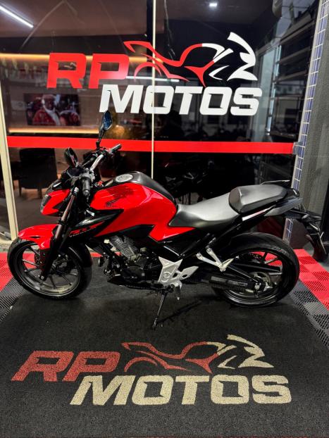 HONDA CB 300 F Twister FLEX ABS, Foto 4