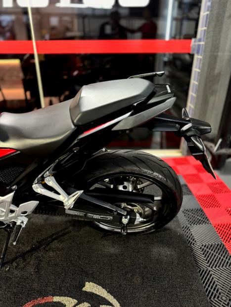 HONDA CB 300 F Twister FLEX ABS, Foto 6