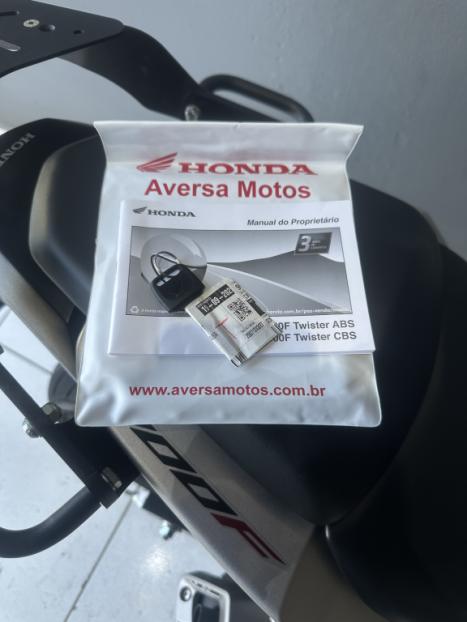 HONDA CB 300 F Twister FLEX ABS, Foto 2