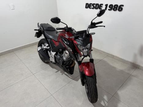 HONDA CB 300 F Twister FLEX ABS, Foto 4