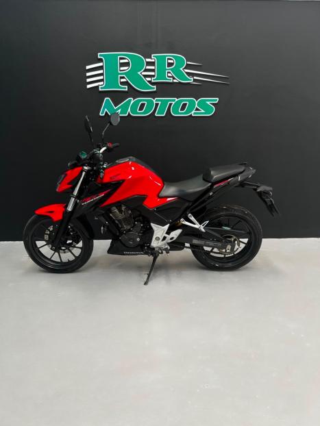 HONDA CB 300 F Twister FLEX ABS, Foto 2