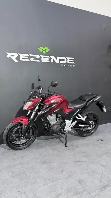 HONDA CB 300 F Twister FLEX ABS, Foto 4