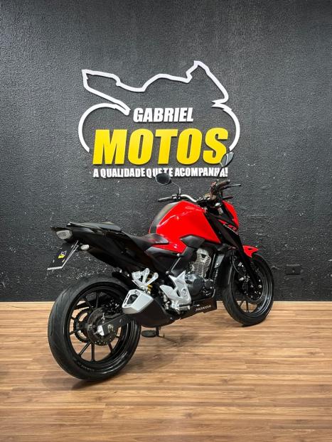 HONDA CB 300 F Twister FLEX ABS, Foto 5