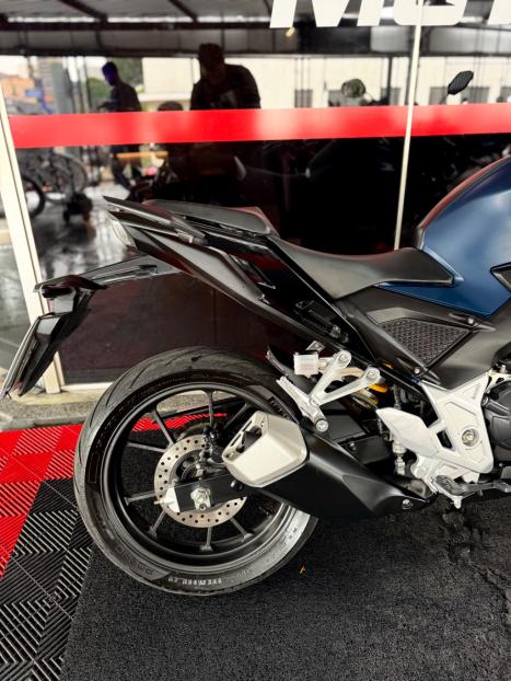 HONDA CB 300 F Twister FLEX ABS, Foto 2