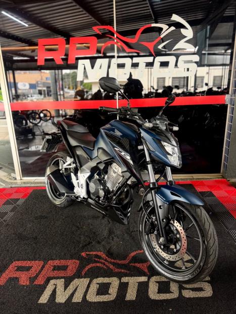 HONDA CB 300 F Twister FLEX ABS, Foto 6