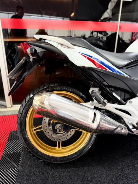 HONDA CB 300 R FLEX, Foto 2