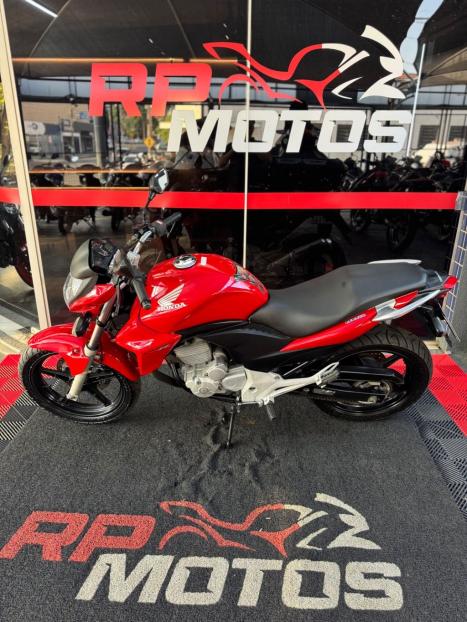HONDA CB 300 R FLEX, Foto 4