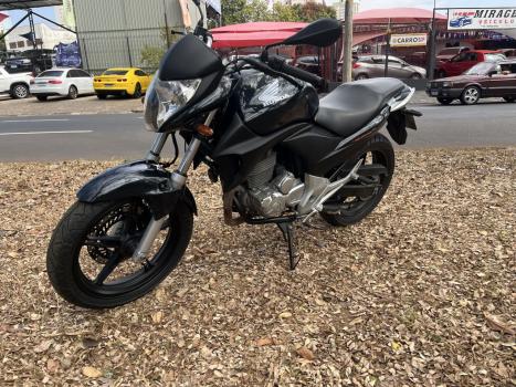 HONDA CB 300 R STD, Foto 2
