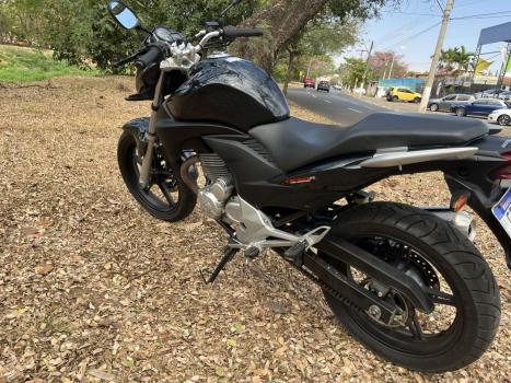 HONDA CB 300 R STD, Foto 3