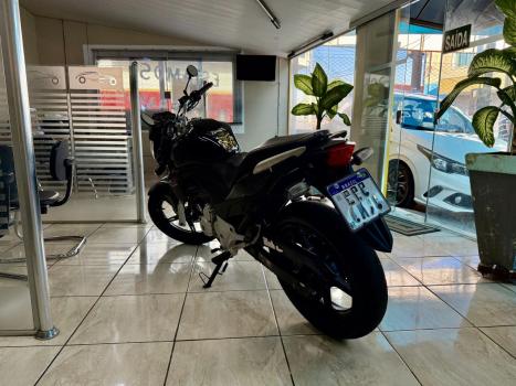 HONDA CB 300 R STD, Foto 4