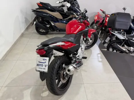 HONDA CB 300 R STD, Foto 5