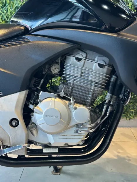 HONDA CB 300 R STD, Foto 11