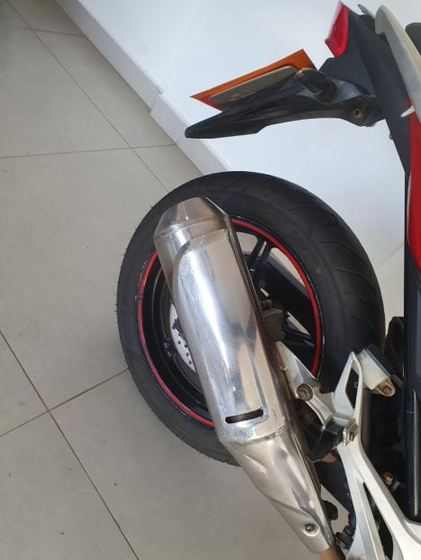 HONDA CB 300 R STD, Foto 3