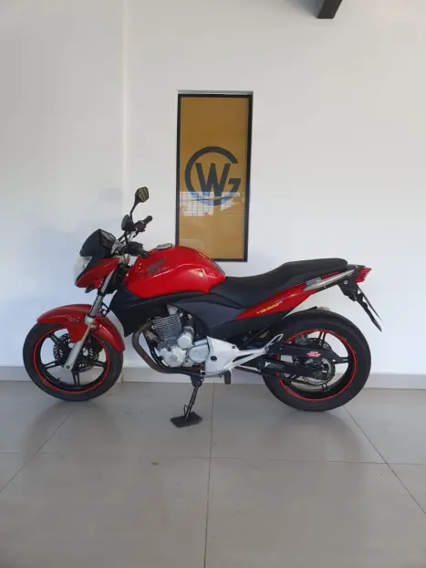 HONDA CB 300 R STD, Foto 10