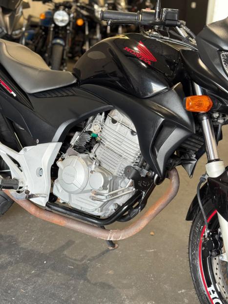 HONDA CB 300 R STD, Foto 4