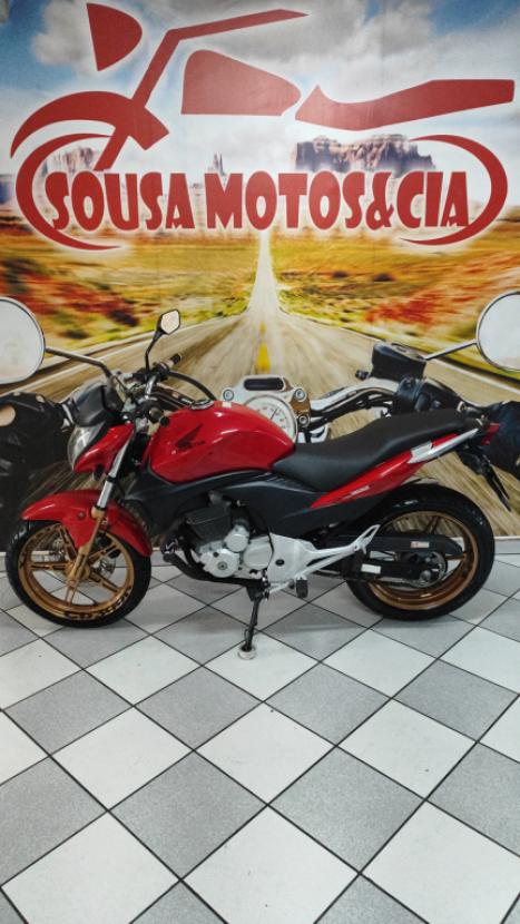 HONDA CB 300 R STD, Foto 2