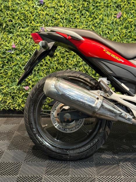 HONDA CB 300 R STD, Foto 3