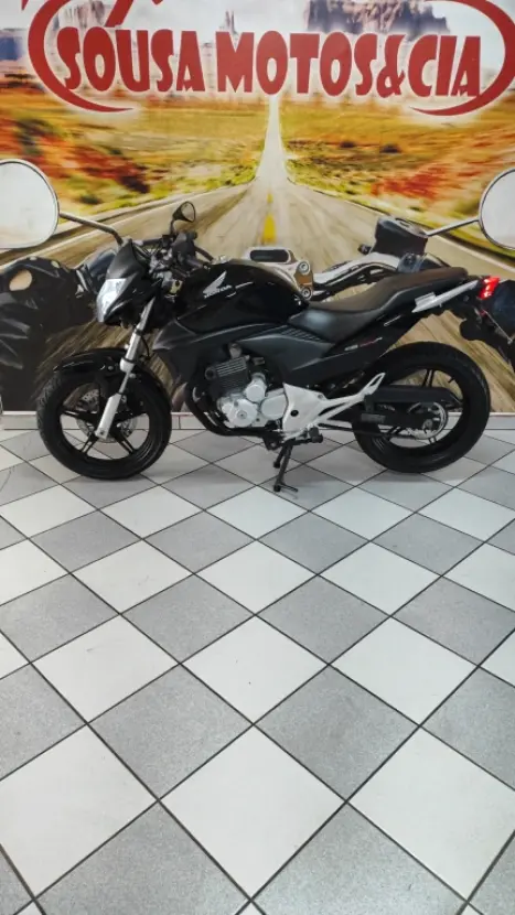HONDA CB 300 R STD, Foto 1