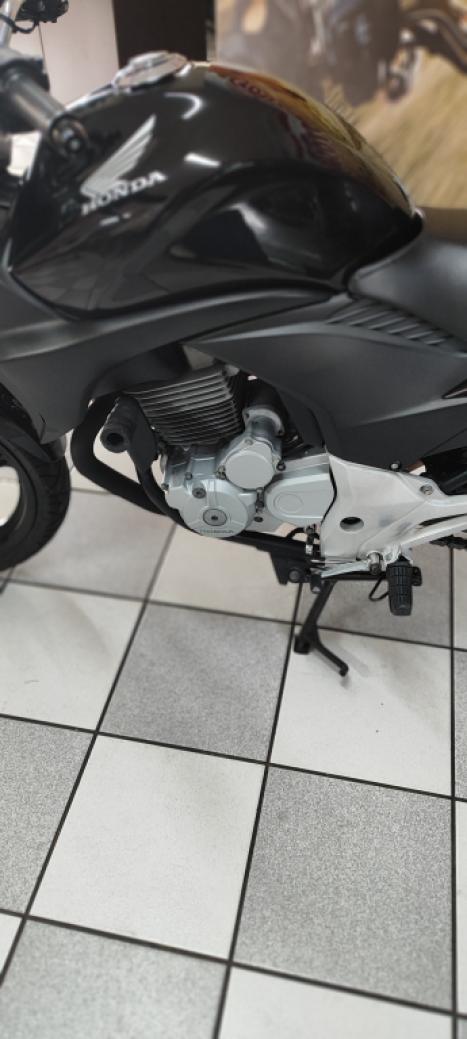 HONDA CB 300 R STD, Foto 22