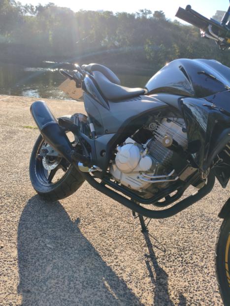 HONDA CB 300 R STD, Foto 3
