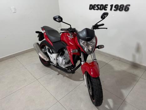 HONDA CB 300 R STD, Foto 4