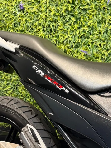 HONDA CB 300 R STD, Foto 7