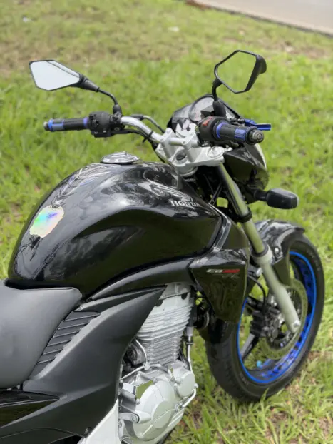 HONDA CB 300 R STD, Foto 10