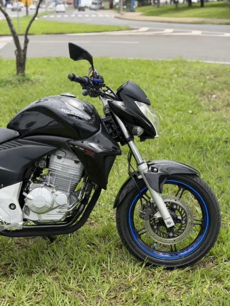 HONDA CB 300 R STD, Foto 11