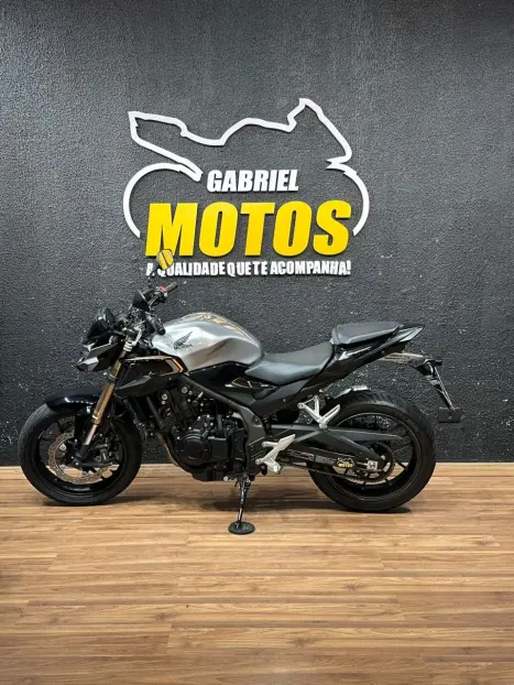 HONDA CB 500 F ABS, Foto 2